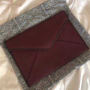 Rebecca Minkoff leo clutch - burgundy